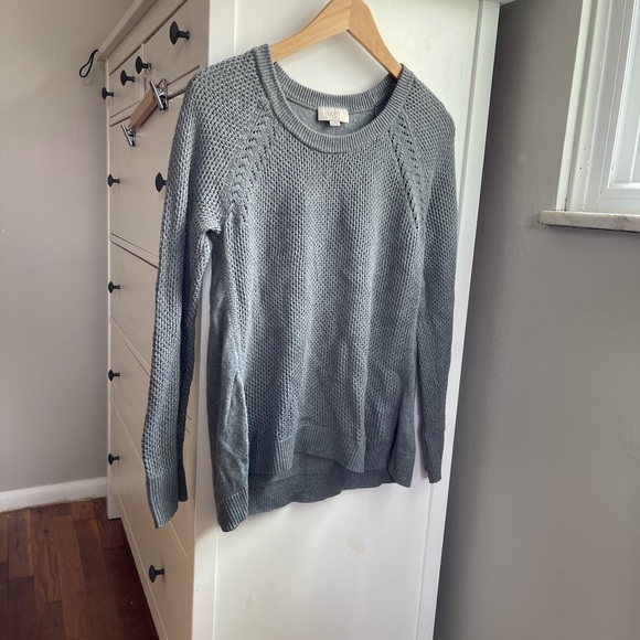 Loft long tunic style sweater - Picture 2 of 6